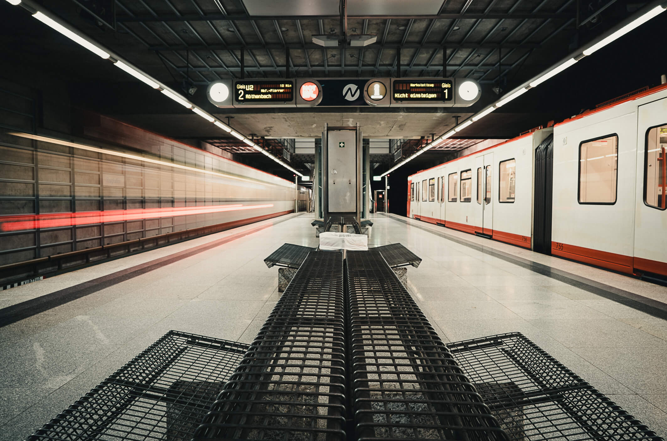 wah-ubahn12