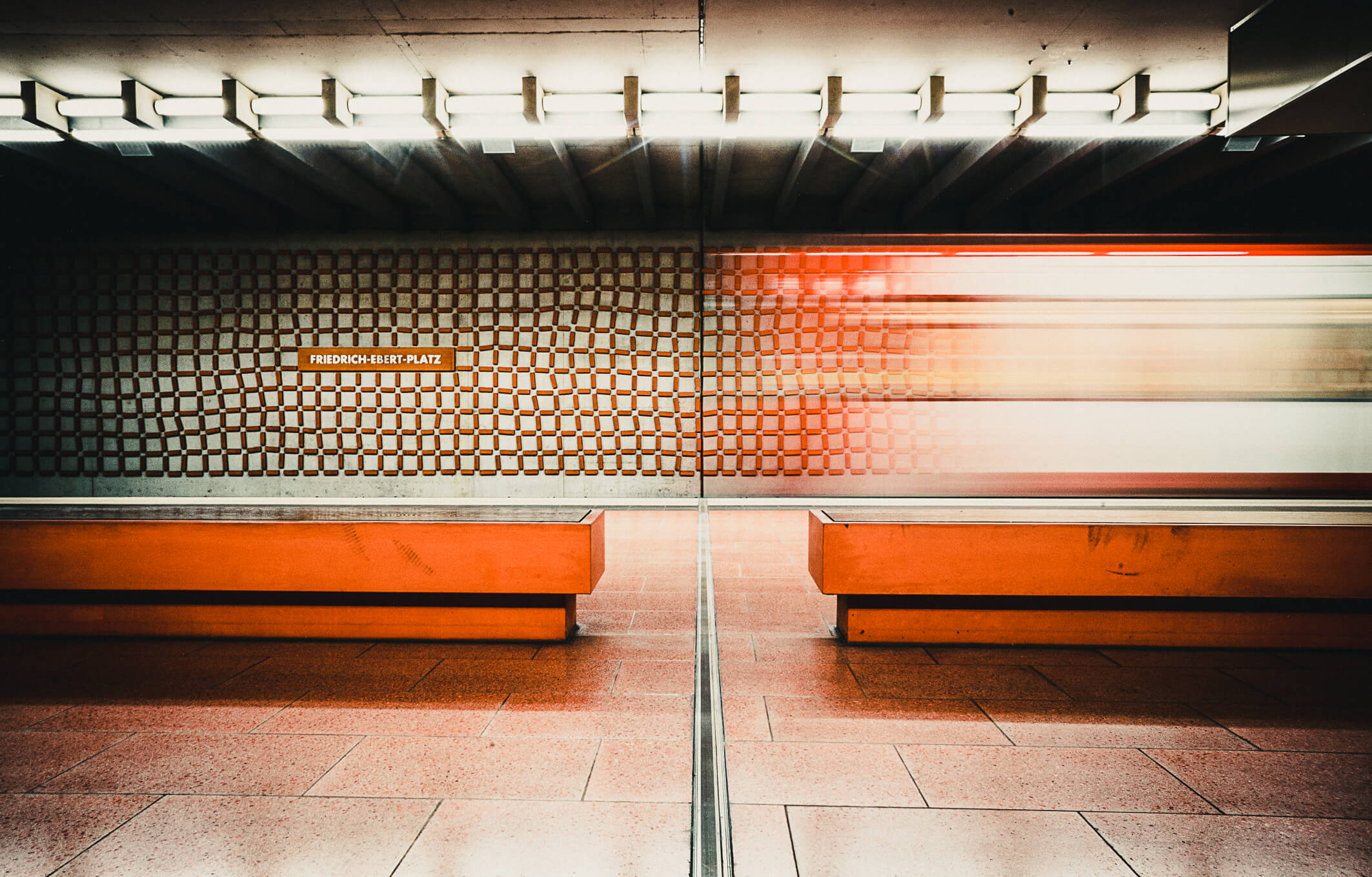 wah-ubahn7