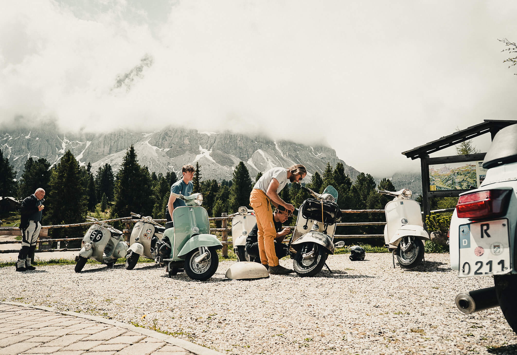wah-sellaronda11
