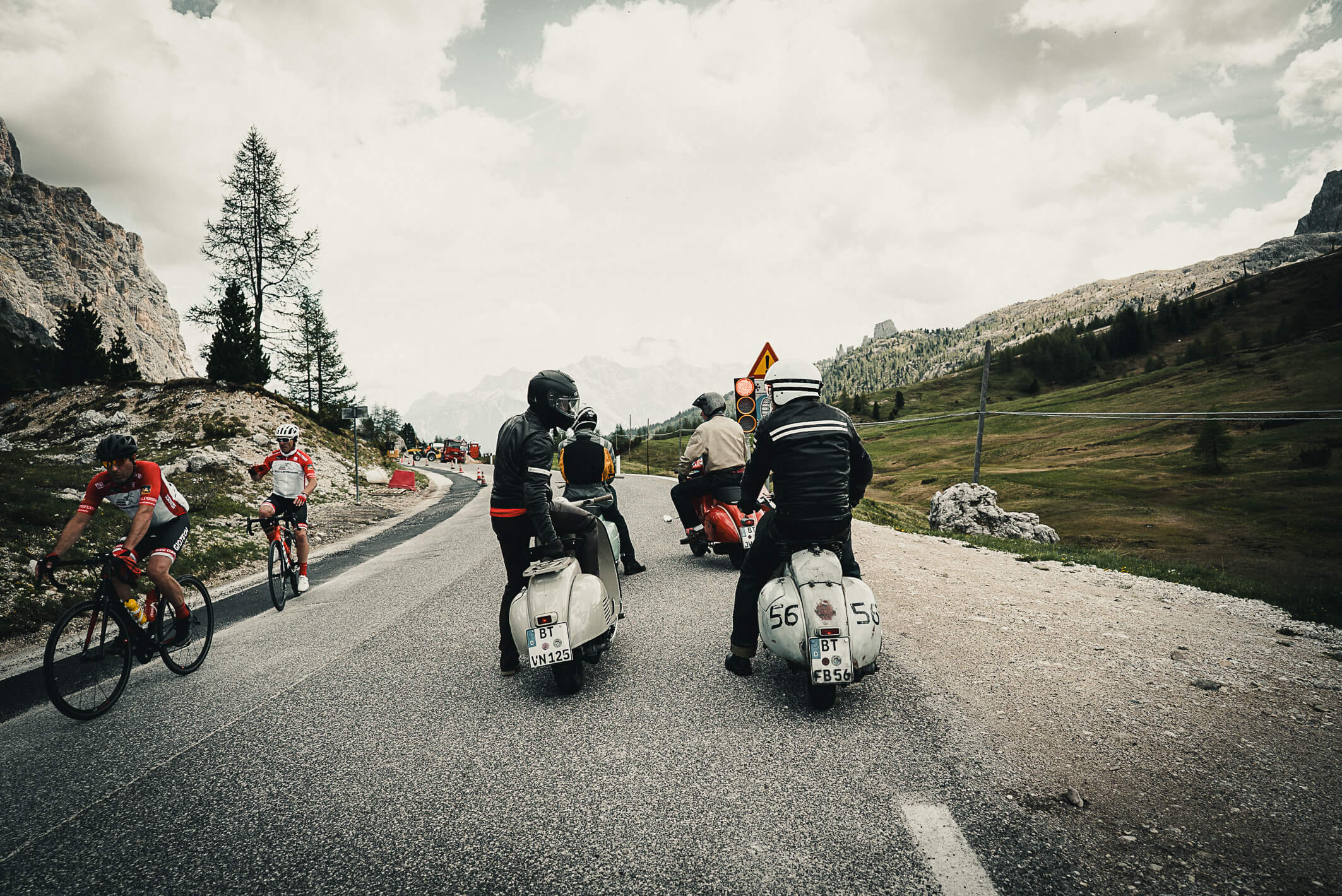 wah-sellaronda42